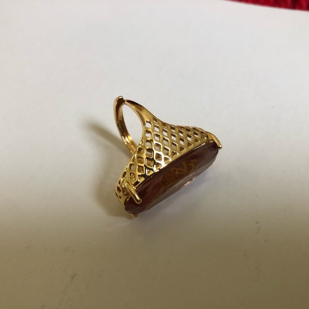 Ring - Picture 2 of 4